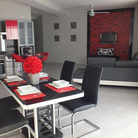 Penthouse Next To The Beach Marsaskala Exterior foto